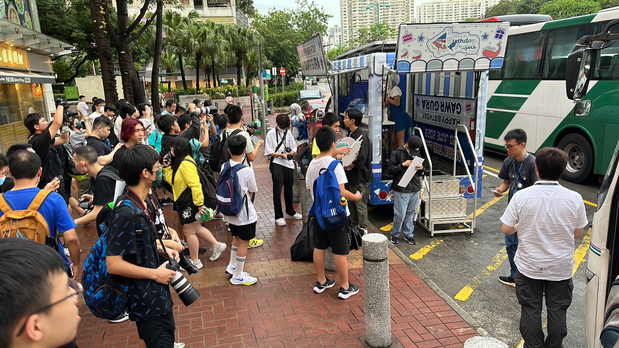 香港街頭多款流動宣傳車在不同行業活動中的應用場景